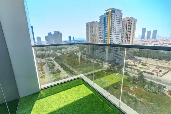 Regina Tower Studio — JVC