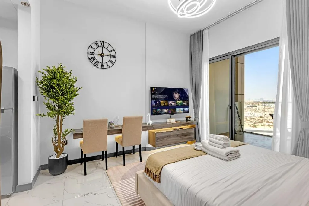 Rukan Towers Studio — DubaiLand