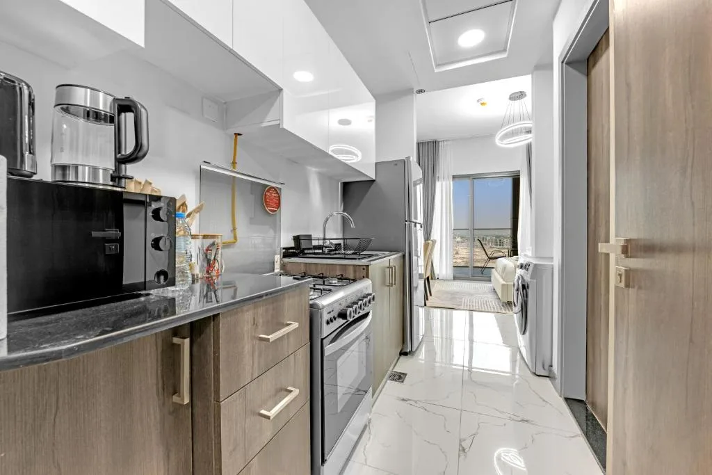 Rukan Towers Studio — DubaiLand