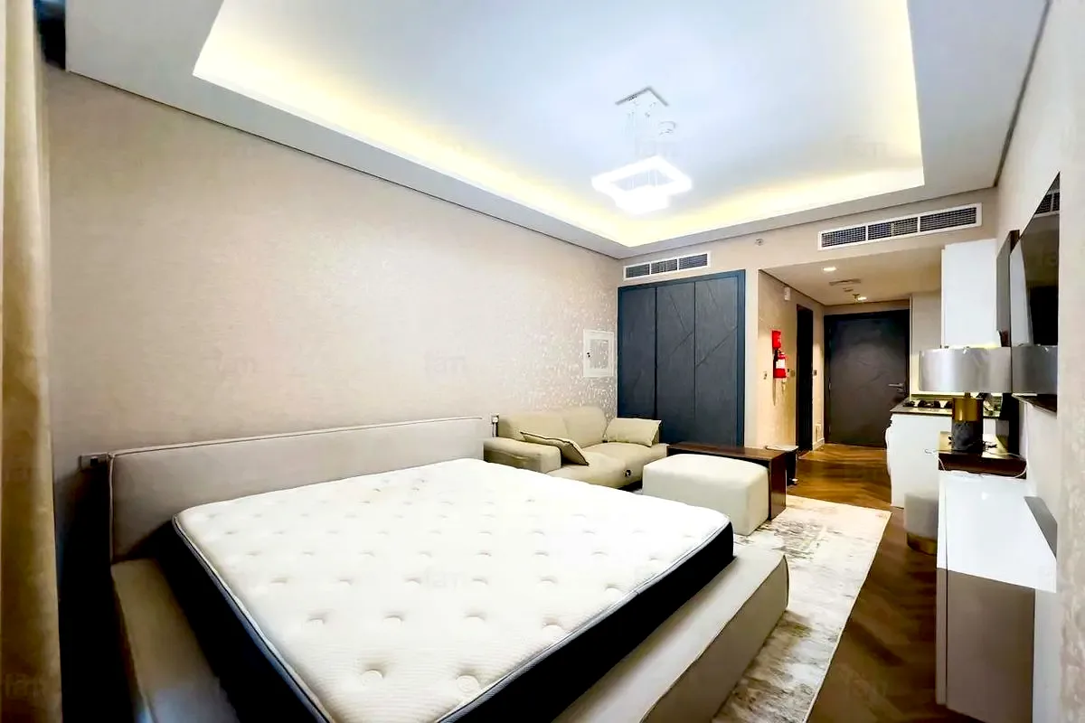 Samana Hills Studio — Arjan
