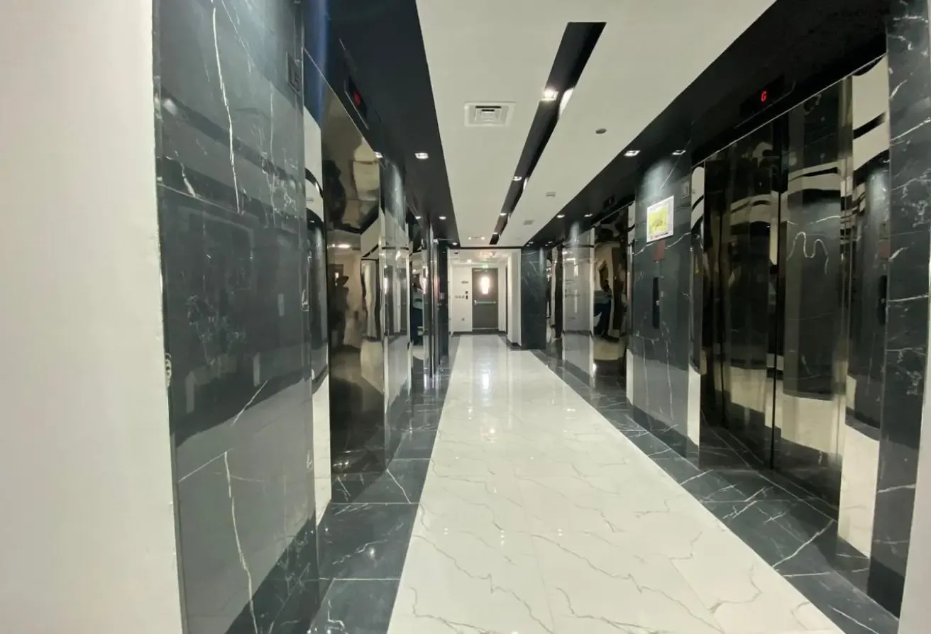 Time 1 Building Studio — DubaiLand