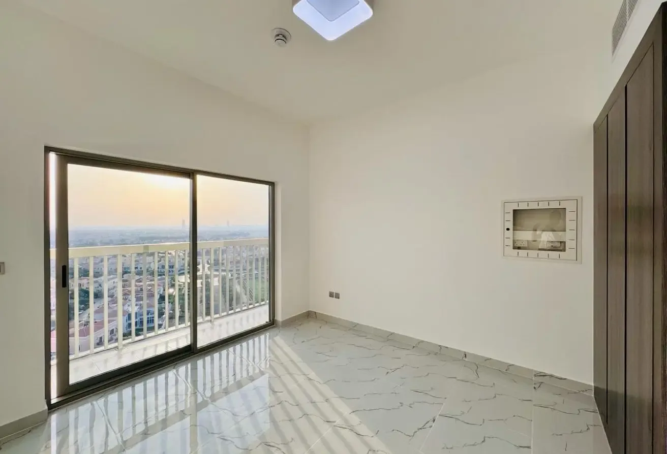 Time 1 Building Studio — DubaiLand