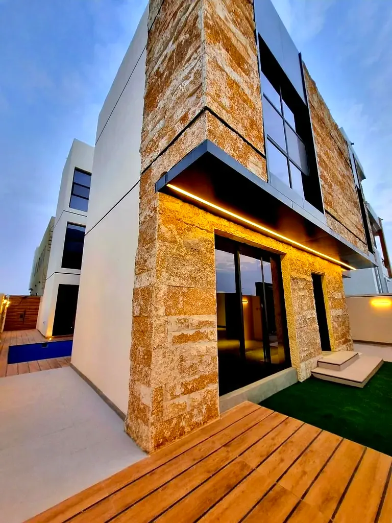 Brown Stone & Black-Themed 6-Bedroom Villa