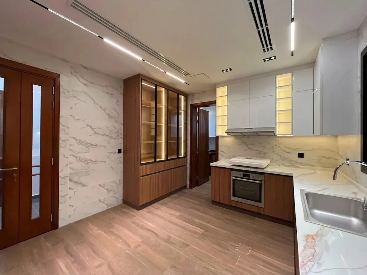 White & Brown-Themed 5-Bedroom Villa